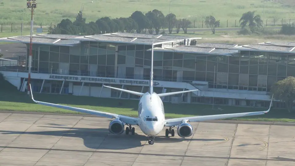 B737-700NG LV-CBG operando el AR1783 en Resistencia el 21/04/2014. Foto: Hernán Burguener