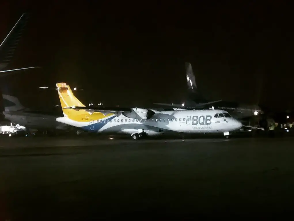 ATR 72-500 CX-JCL de BQB (Foto: https://twitter.com/andresi_10/)