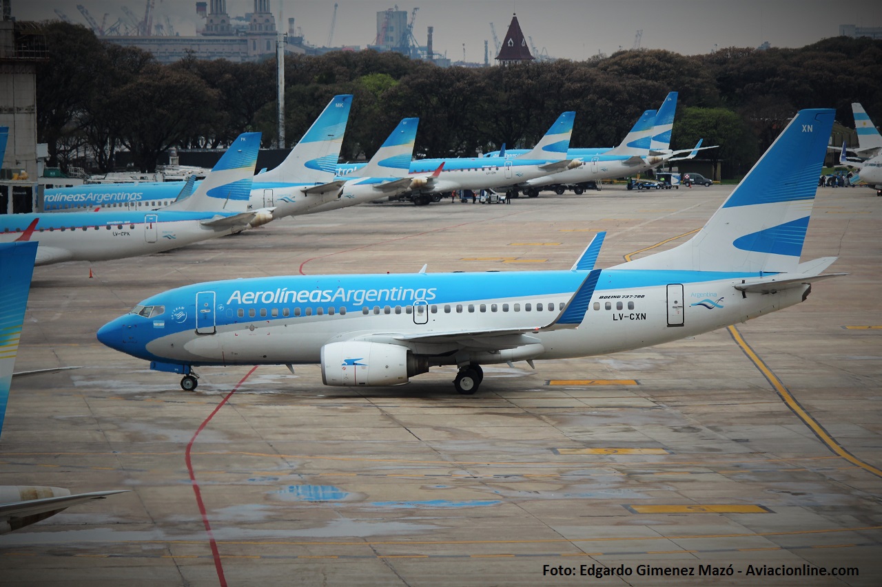 Otro Boeing 737 700 De Aerolíneas Argentinas Recibió El Livery Actual De La Empresa 6261