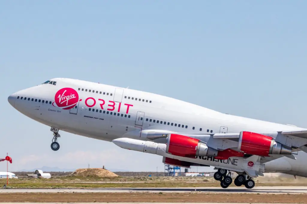 Boeing 747 Cosmic Girl de Virgin Orbit