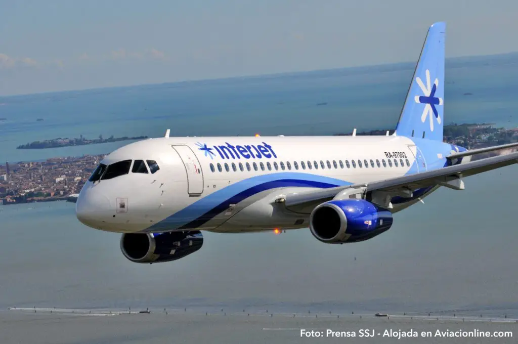 Sukhoi Superjet SJ100 de Interjet