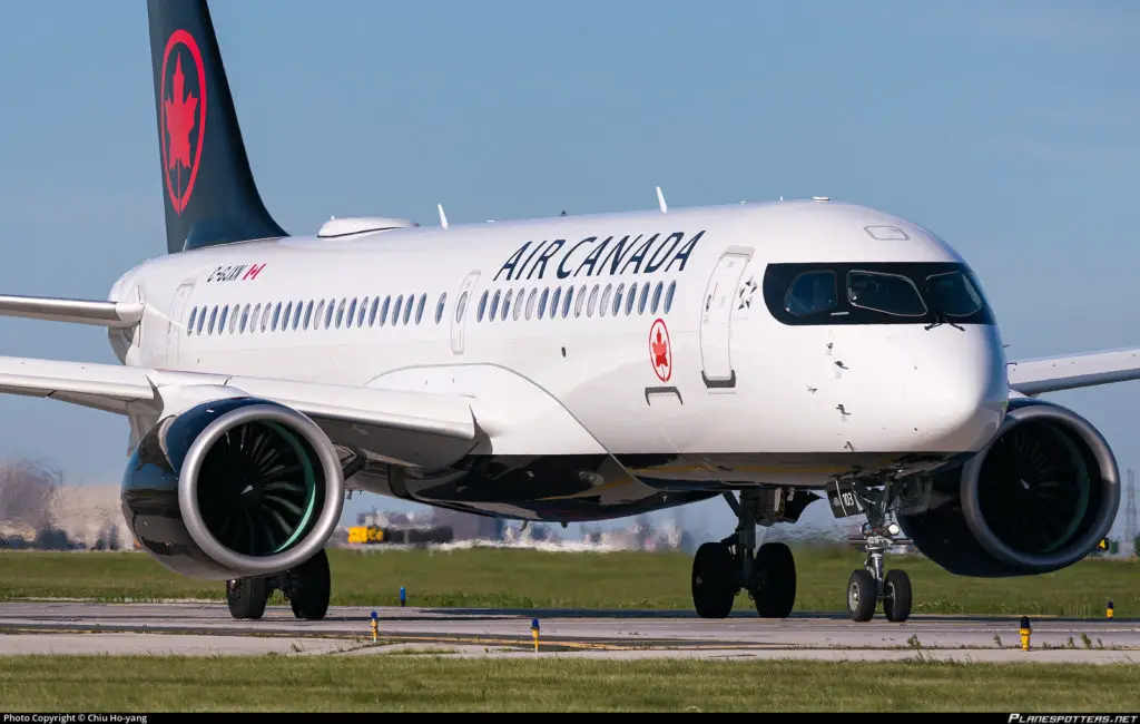 Air Canada Airbus A220