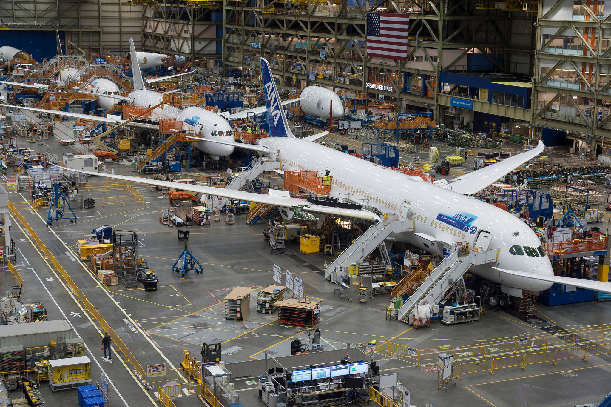 Airbus and Boeing expect supply chain problems to remain through 2023