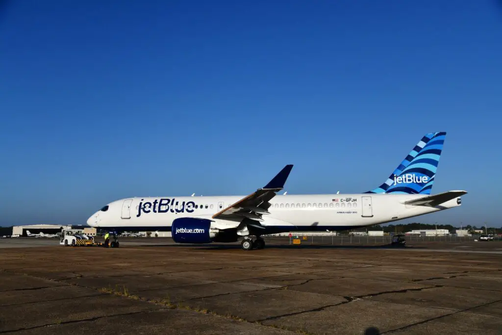 JetBlue to New York and Boston