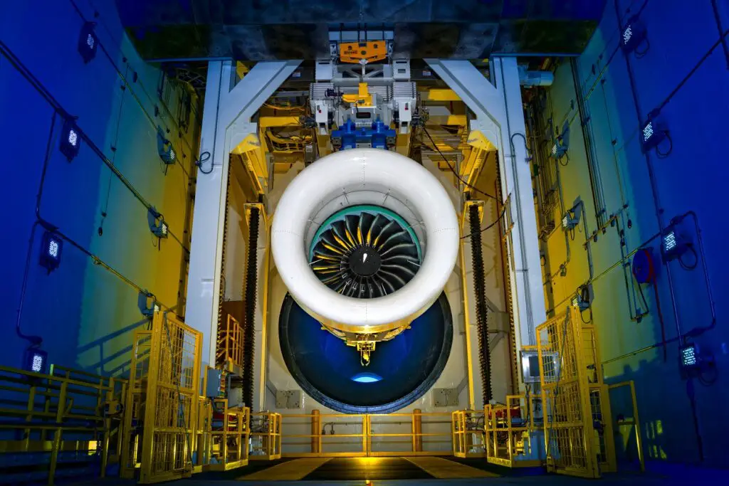 Pratt & Whitney GTF PW1100G motor engine