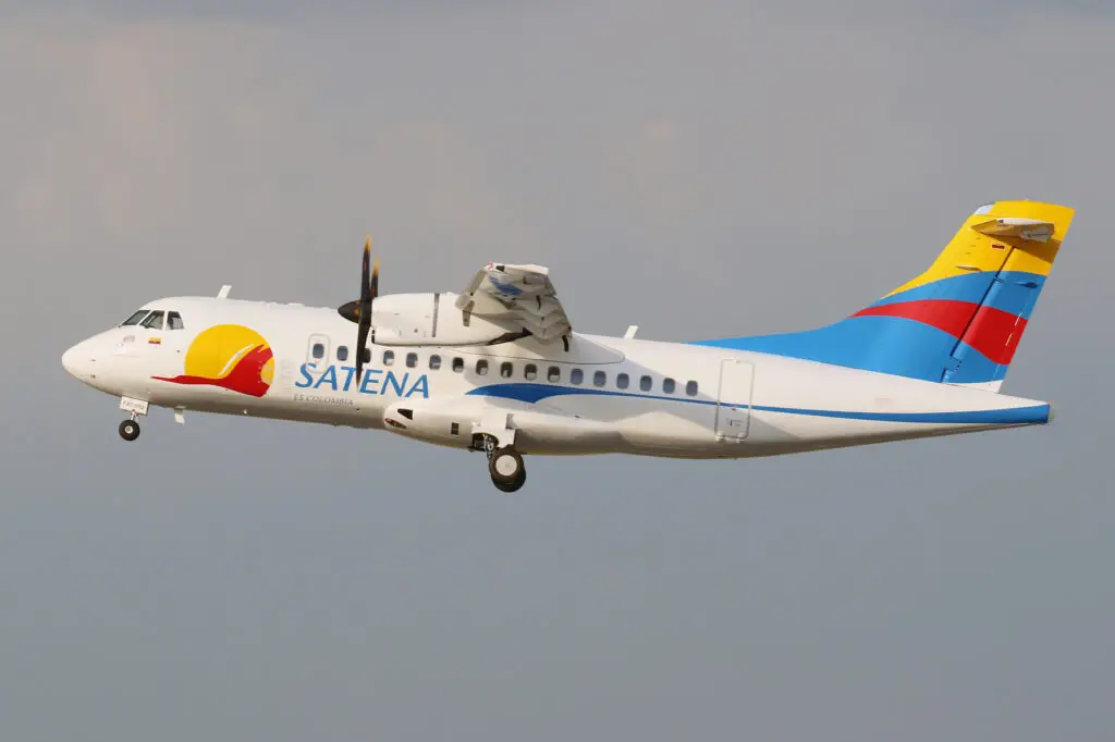 ATR 42-600 de SATENA Colombia