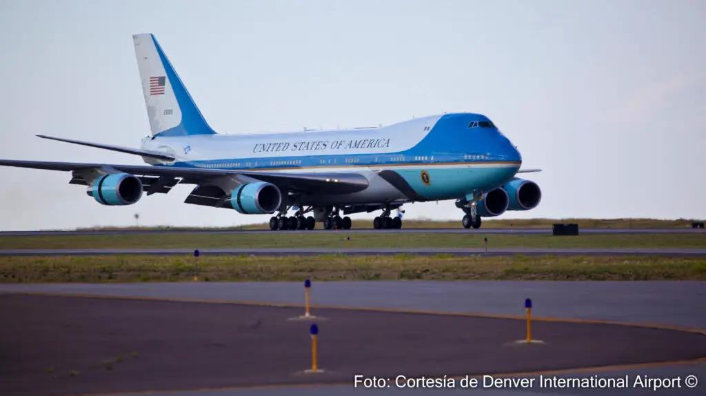 Air Force One Boeing 747-400 VC-25A