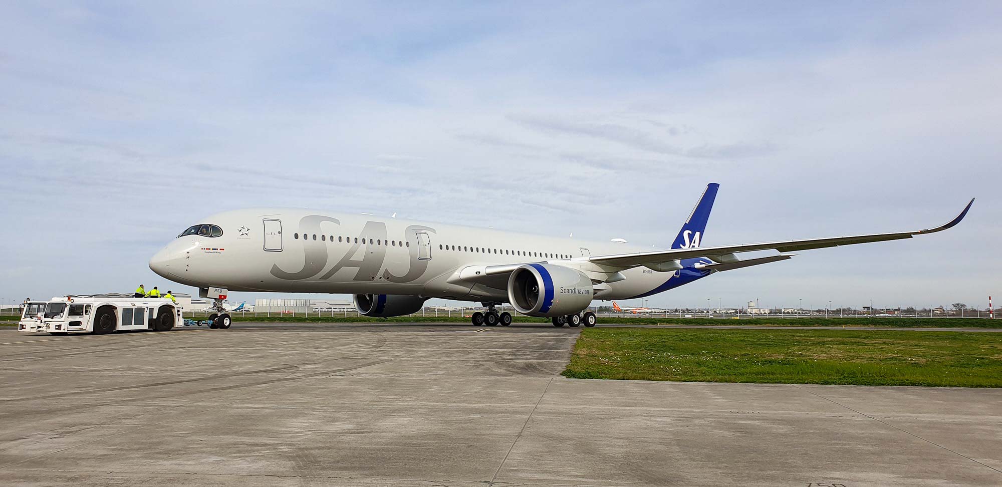 SAS - Scandinavian Airlines System - Airbus A350