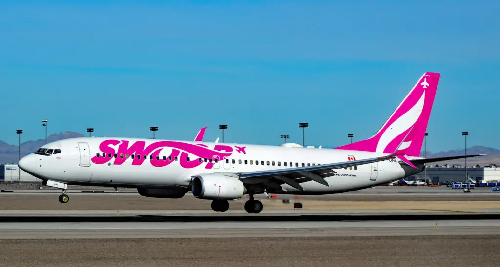 Swoop Boeing 737-800