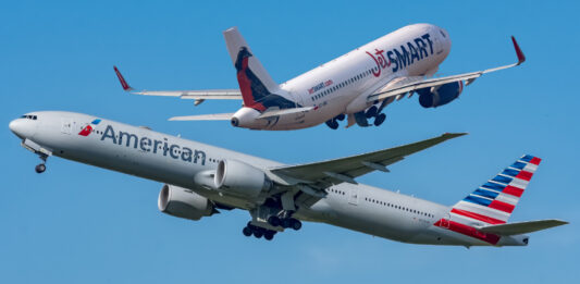 American Airlines y JetSMART