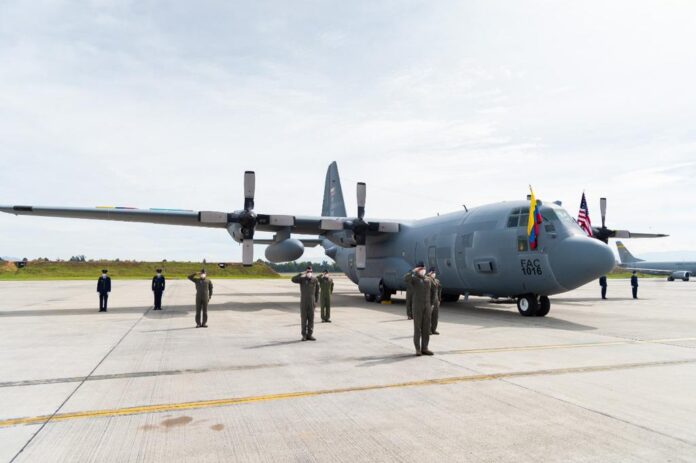 Crisis En Colombia: La Fuerza Aérea Trasladará Pasajeros Afectados Por ...