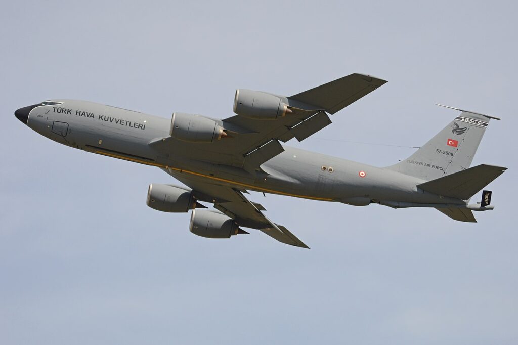 KC-135R