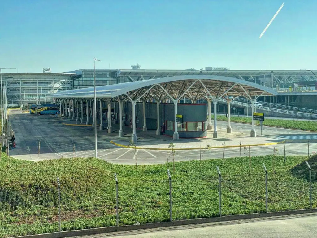 Bus terminal Santiago's Airport