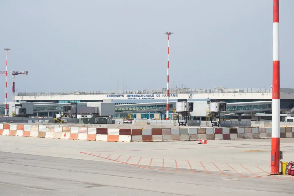 Palermo Airport / Aeropuerto PMO - Terminal