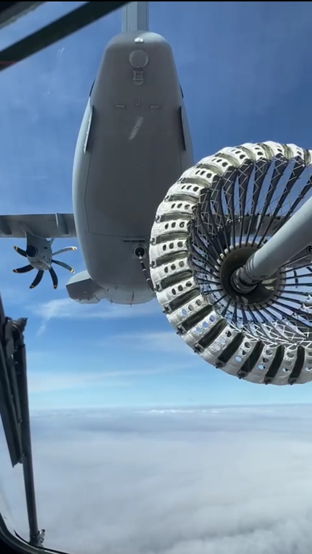 in-flight refueling