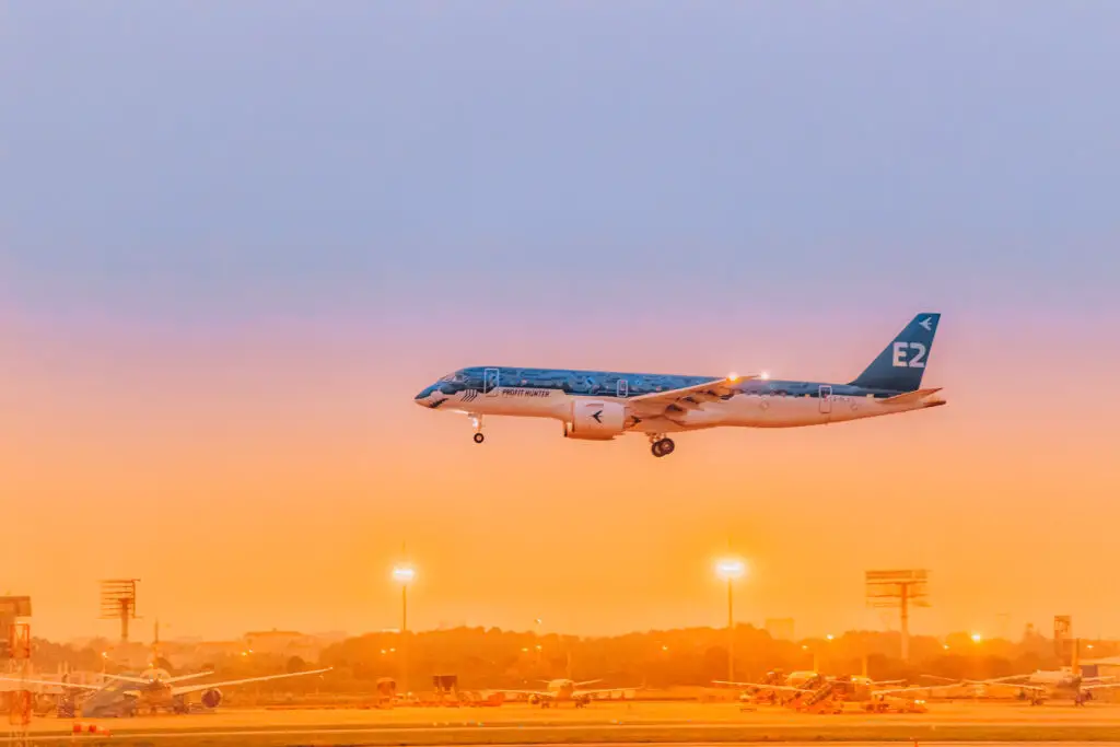 Embraer E190-E2 Vietnam