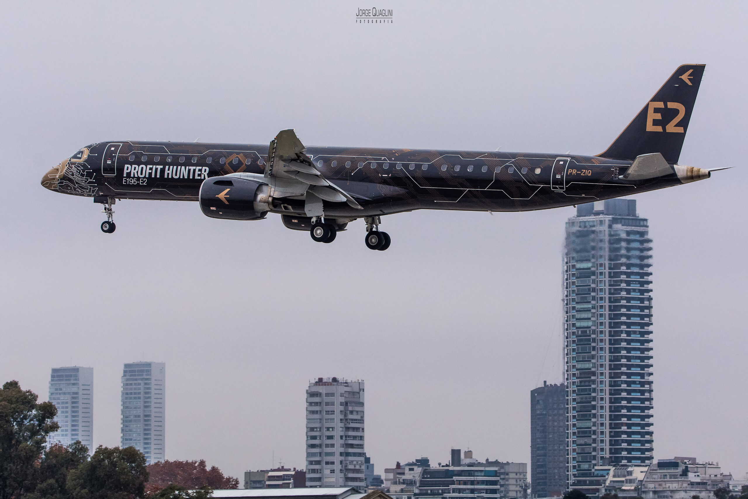 Embraer E195-E2