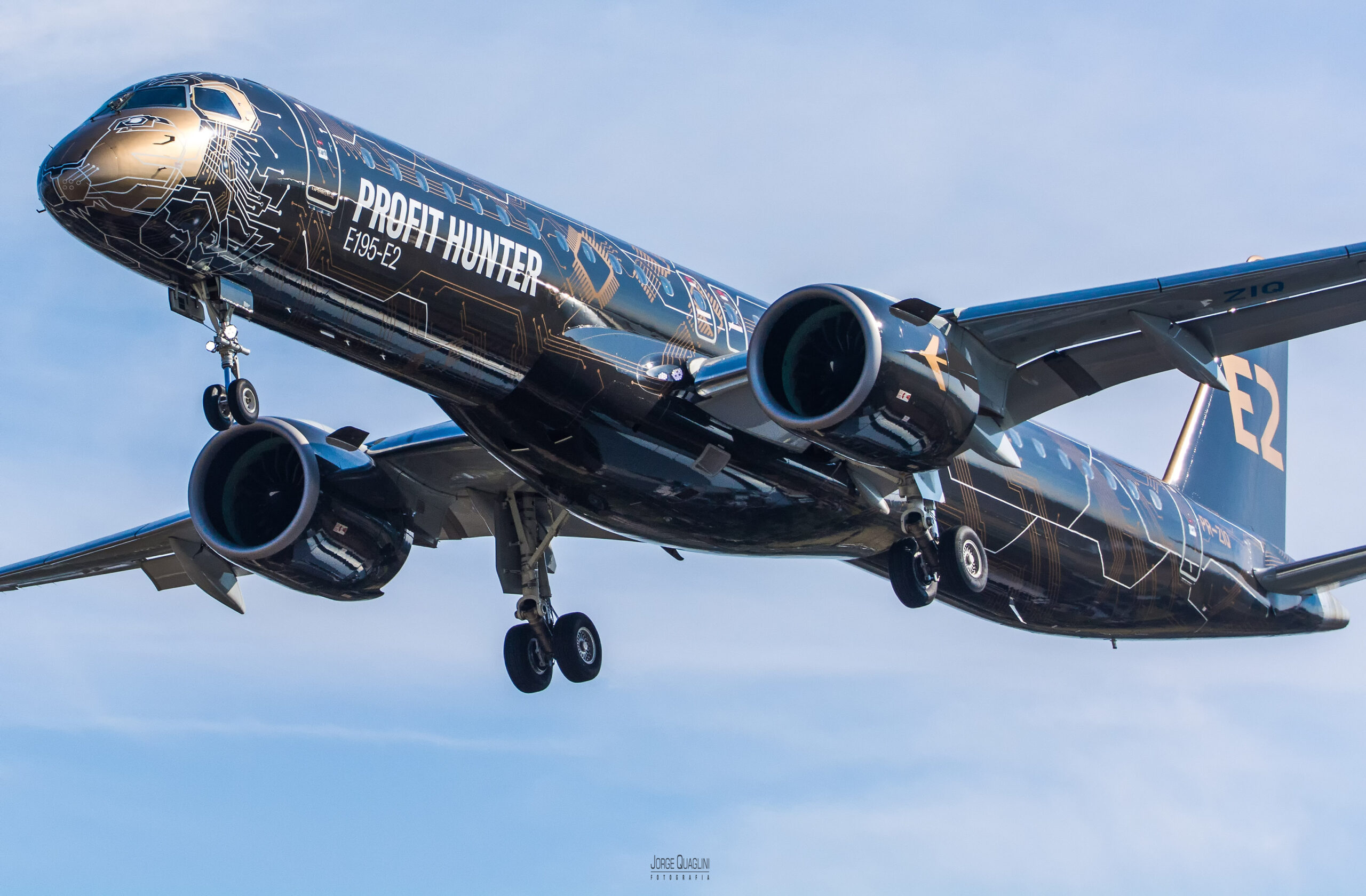 Embraer E195-E2