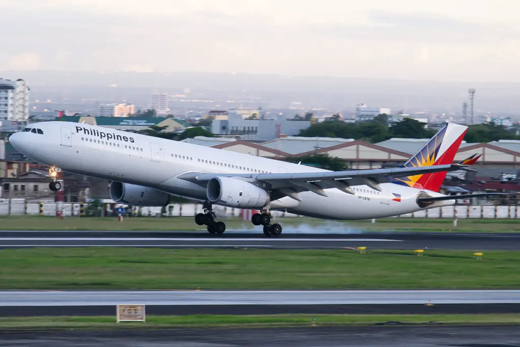 Airbus A330-300 RP-C8781 Philippine Airlines (PAL) Manila Airport/Aeropuerto