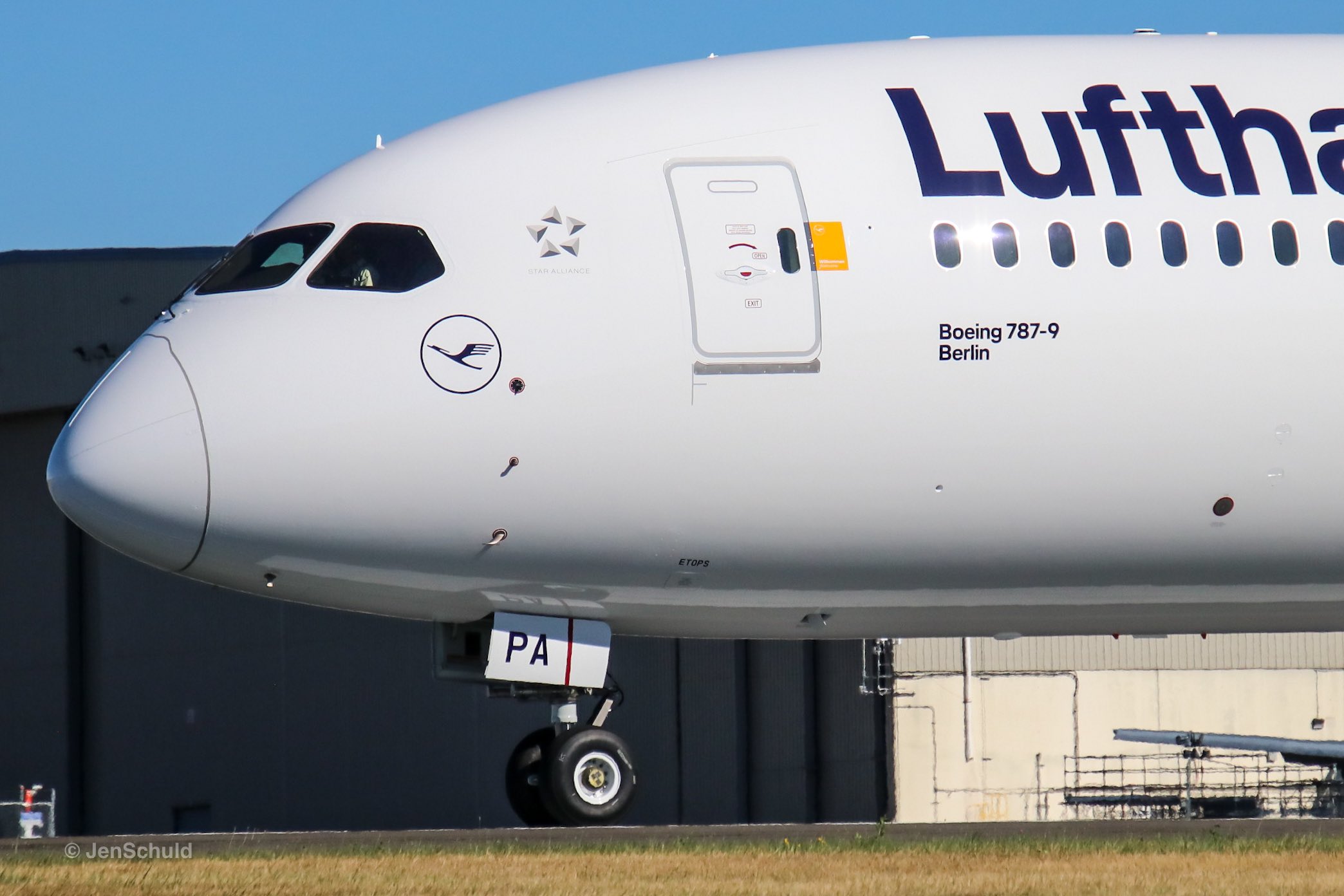 Primer Boeing 787-9 Dreamliner de Lufthansa en PAE 1/2