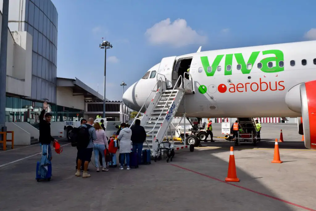 Viva Aerobus Toluca