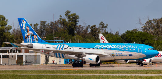 Aerolíneas Argentinas - Airbus A330-202 - LV-FVH