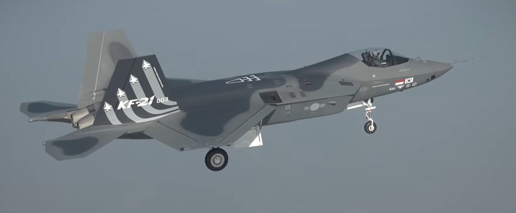 KAI KF-21 003