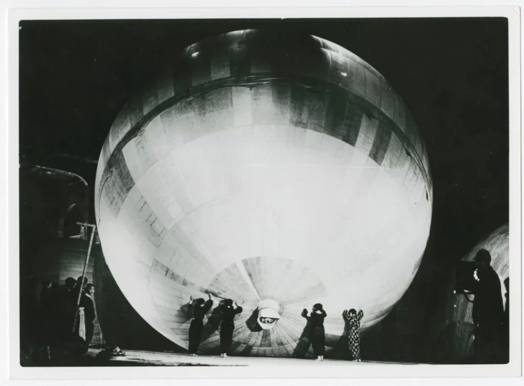 Japanese balloon bomb