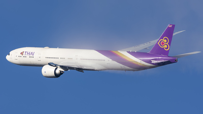 HS-TTA - Boeing 777-300(ER) - Thai Airways