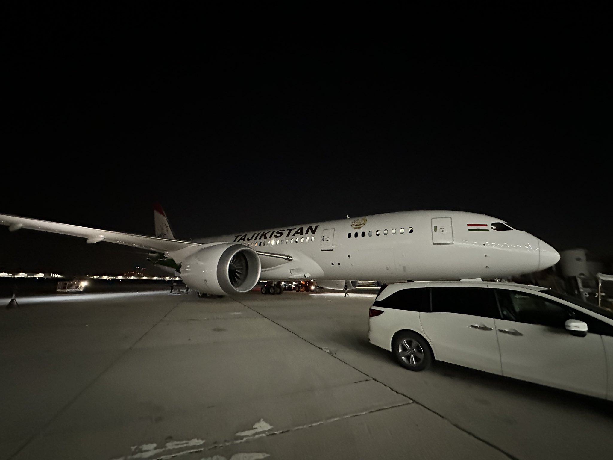 Boeing 787 EY-001, Takijistan Presidential Plane, former Mexico TP-01