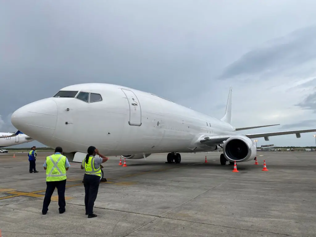 LV-KHQ Boeing 737-800 BCF carguero Aerolíneas Argentinas Cargo