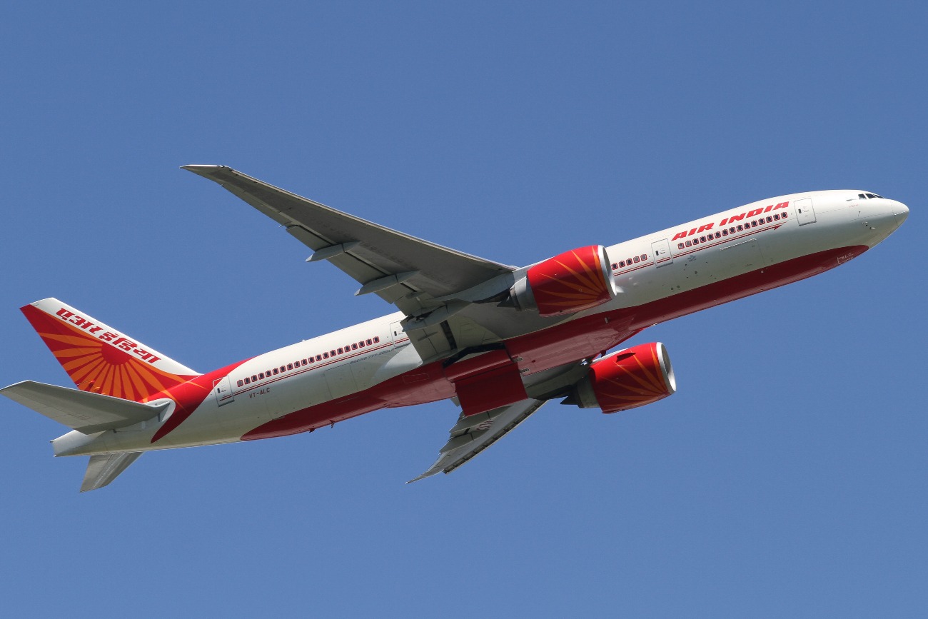 Air India Boeing 777-200LR / Wikipedia Commons by Kentaro Iemoto