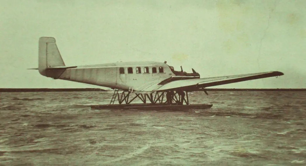 Hidroavión