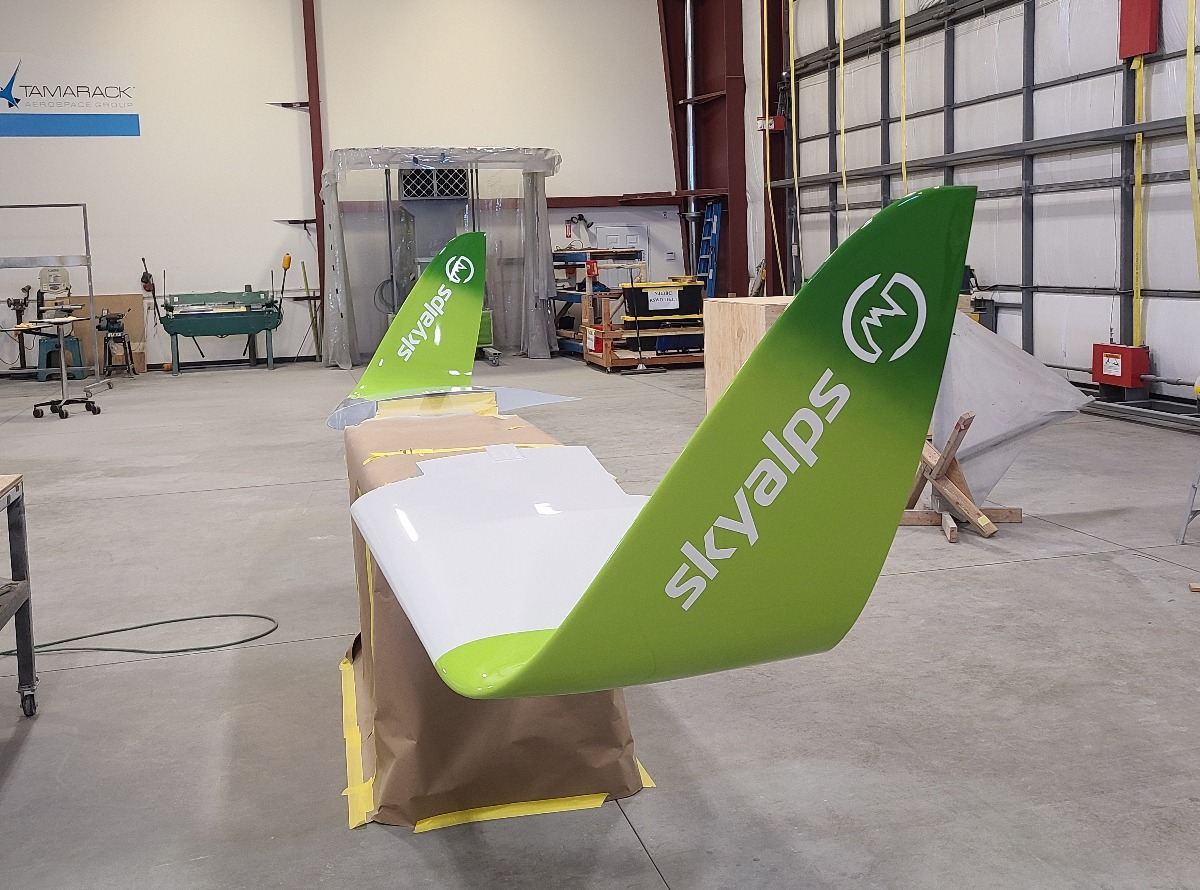 SkyAlps Tamarack Aerospace Q400 Winglets