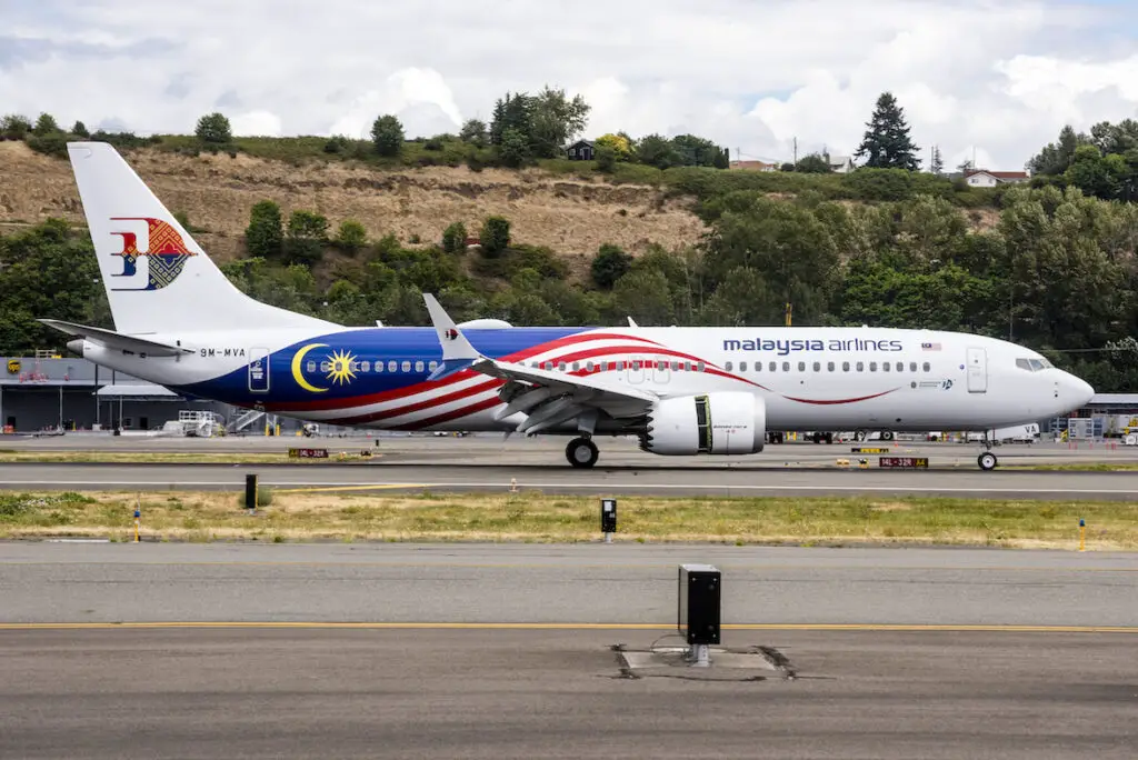 Malaysia 737-8