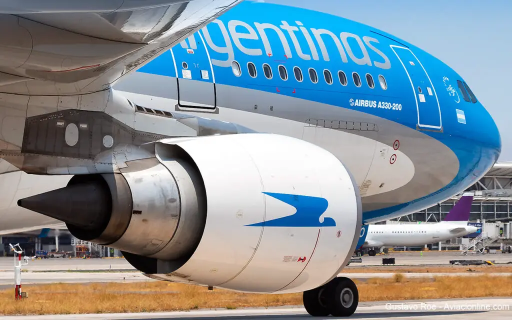 Aerolíneas Argentinas - Airbus A330-200