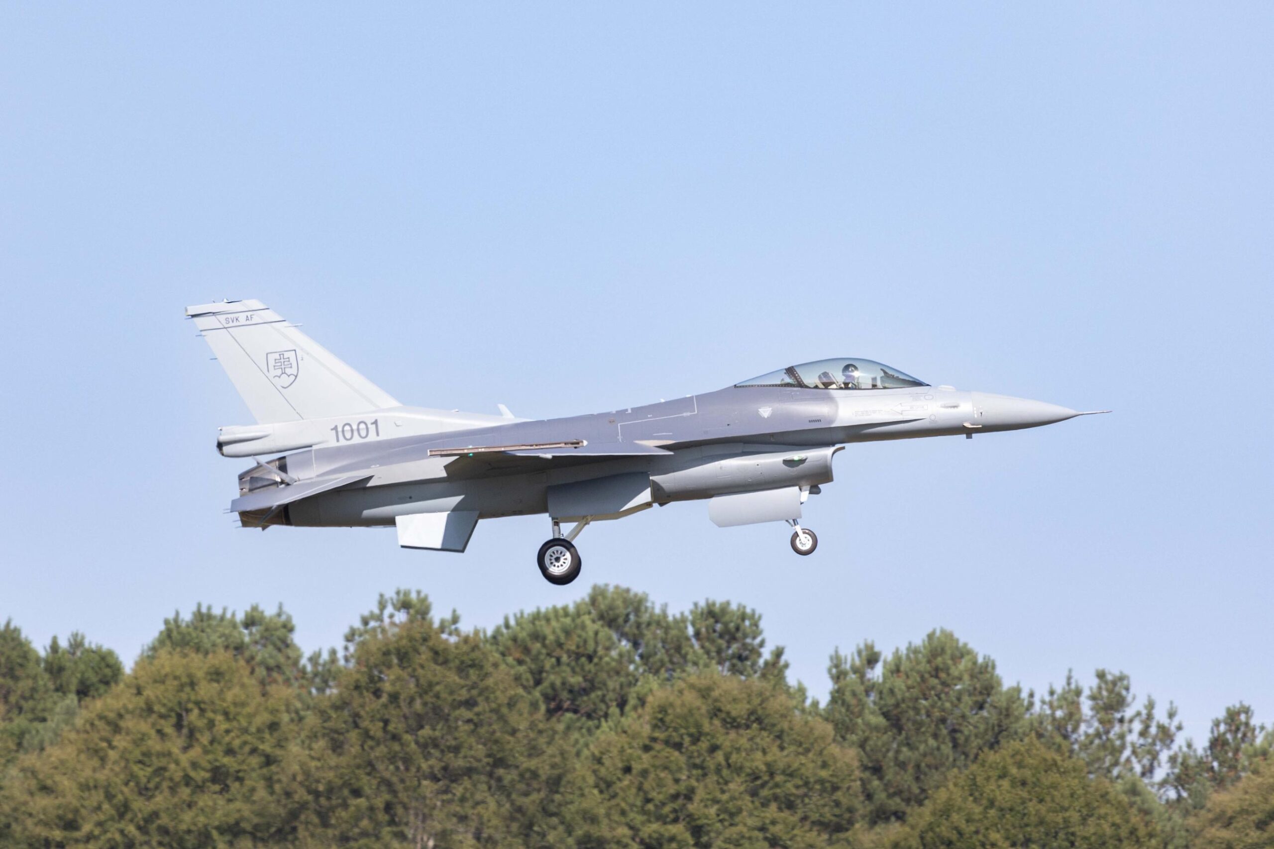 Primer vuelo del F-16 Block 70 de Eslovaquia