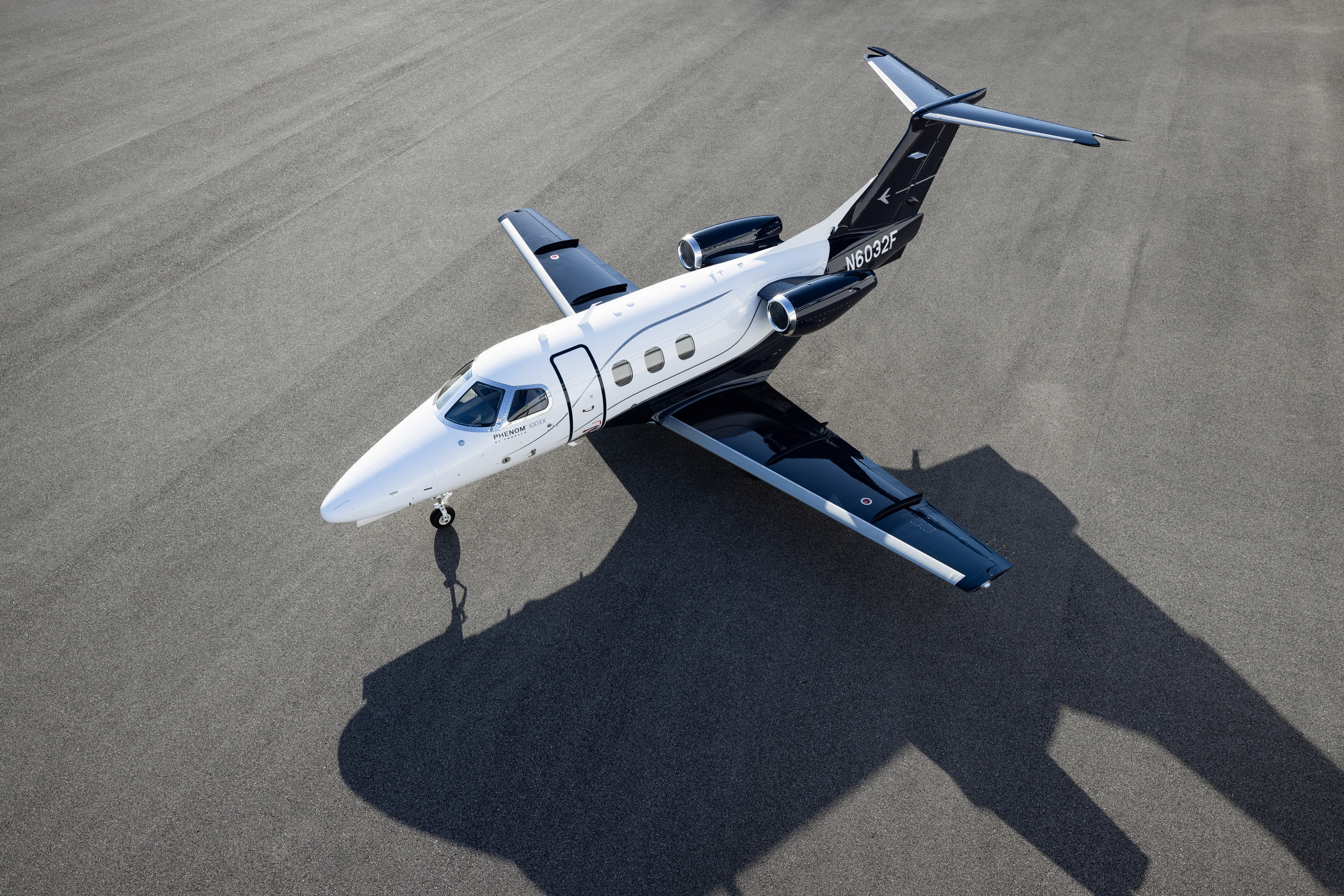 Phenom-100EX. Foto: Embraer Executive Jets. 