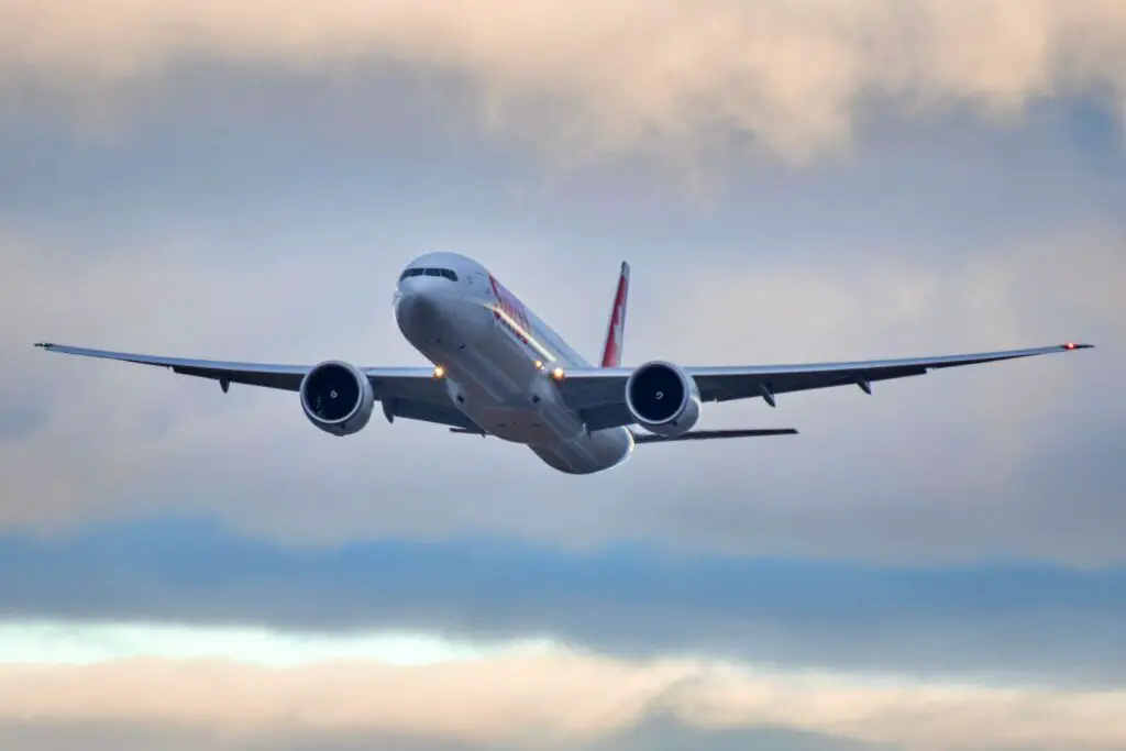 SWISS 777-300er aeroshark