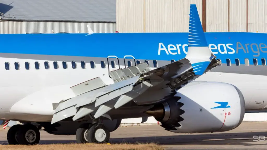 Boeing 737 MAX 8 LV-KIT Aerolineas Argentinas