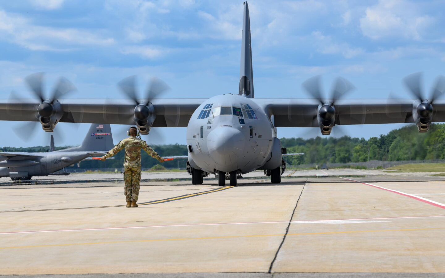 C-130J-30 Super Hercules fumigación aérea / aerial spraying