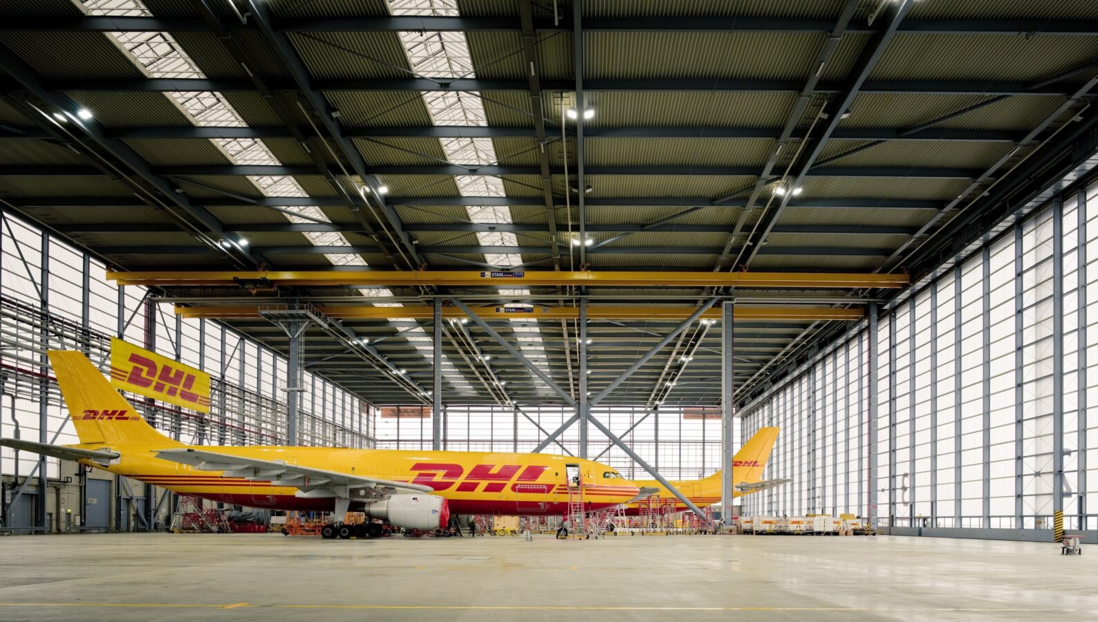 DHL Express - Hangar de Mantenimiento