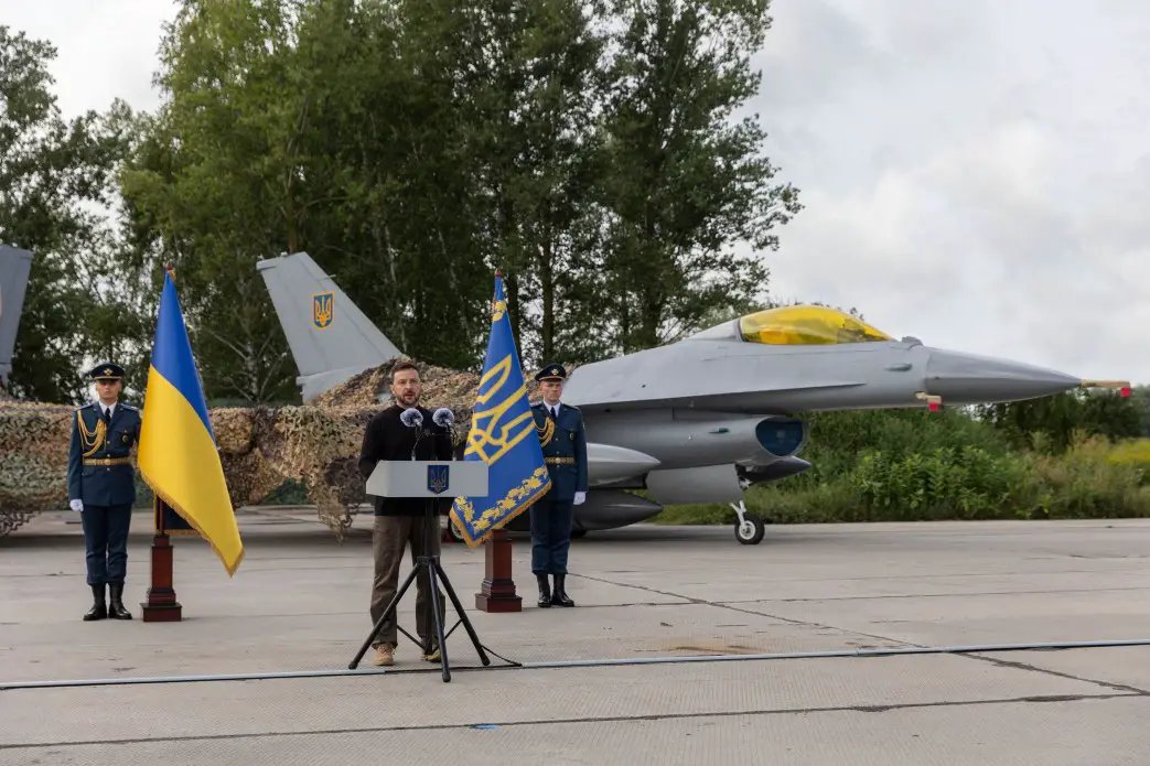 Zelensky F-16 Ucrania