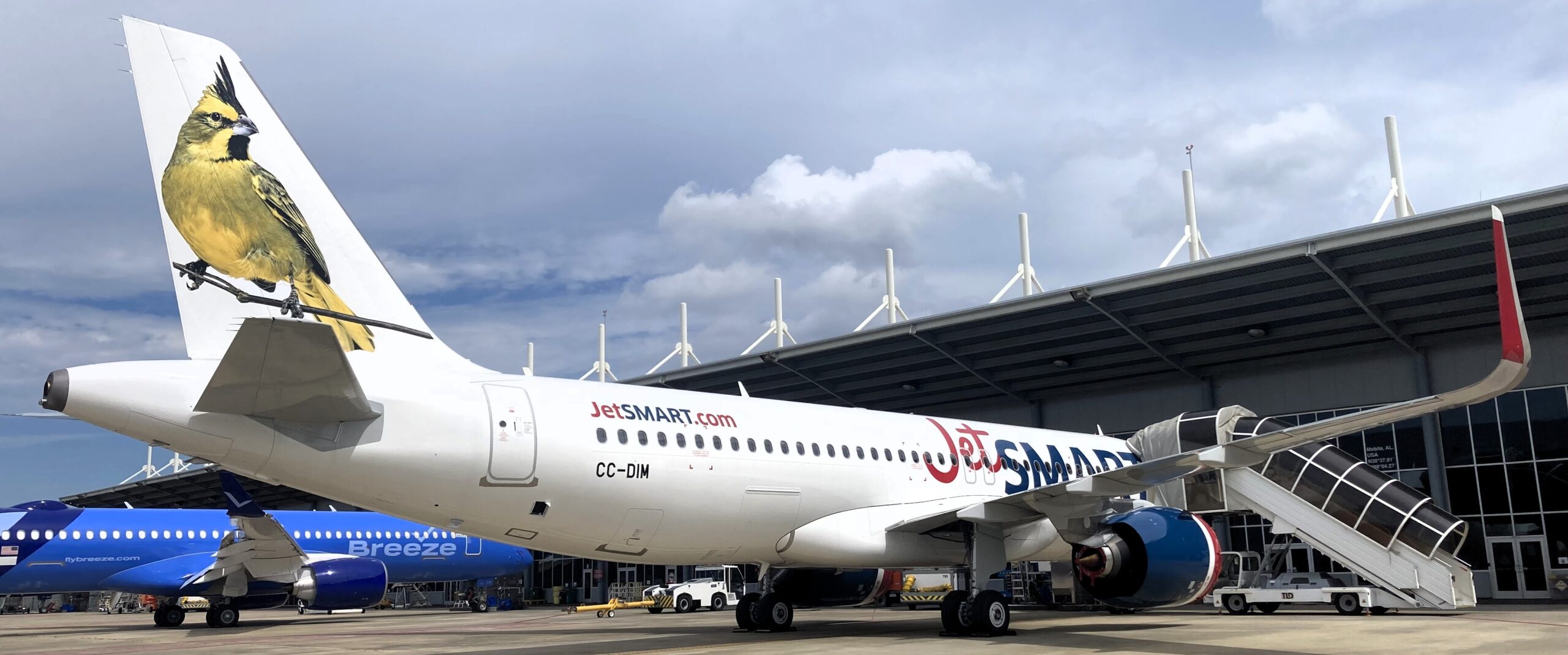 CC-DIM Airbus A320neo JetSMART Cardenal Amarillo