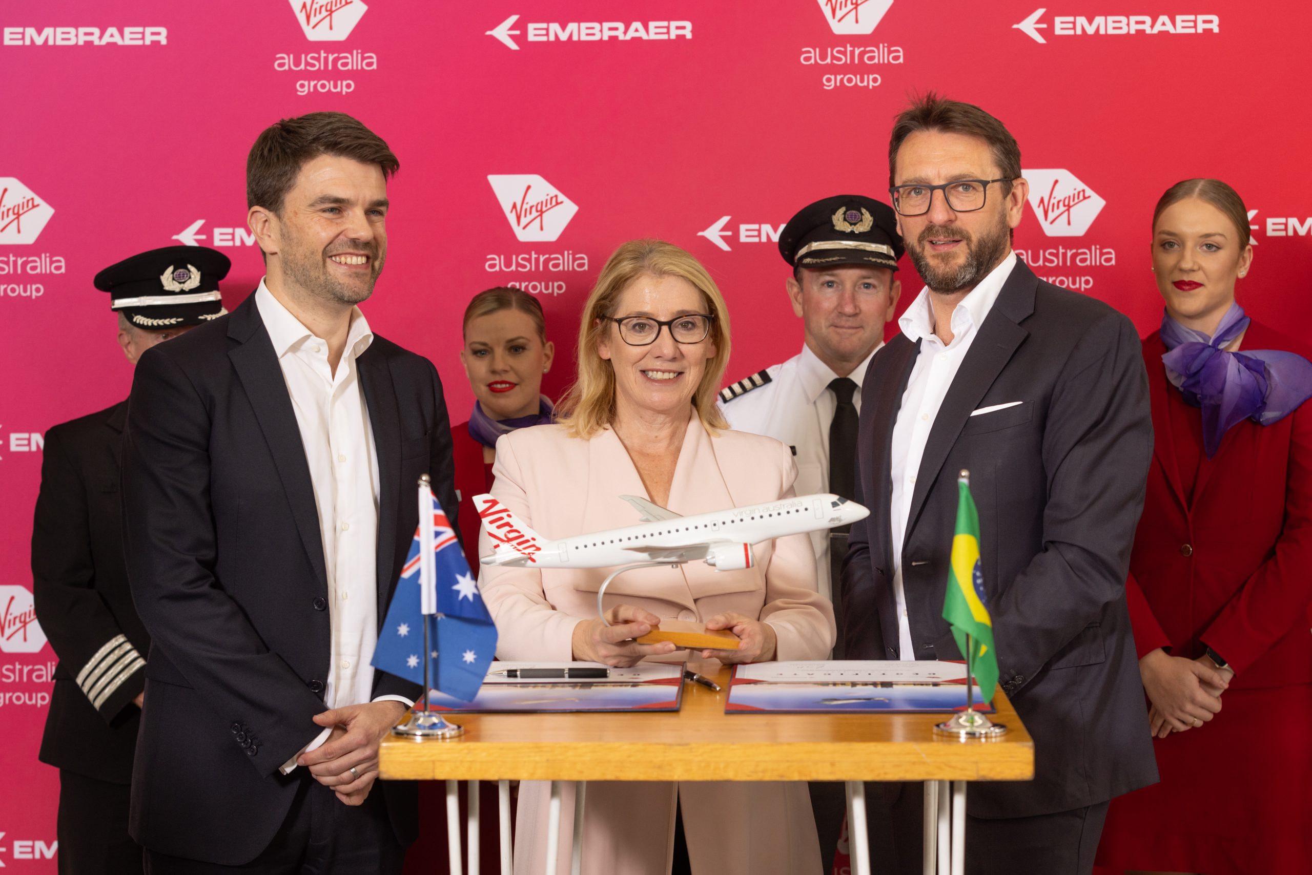 Signing Ceremony - Virgin Australia - E190-E2