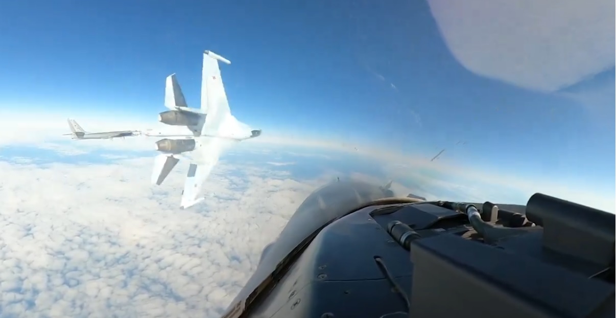 Su-35 F-16 ADIZ Alaska