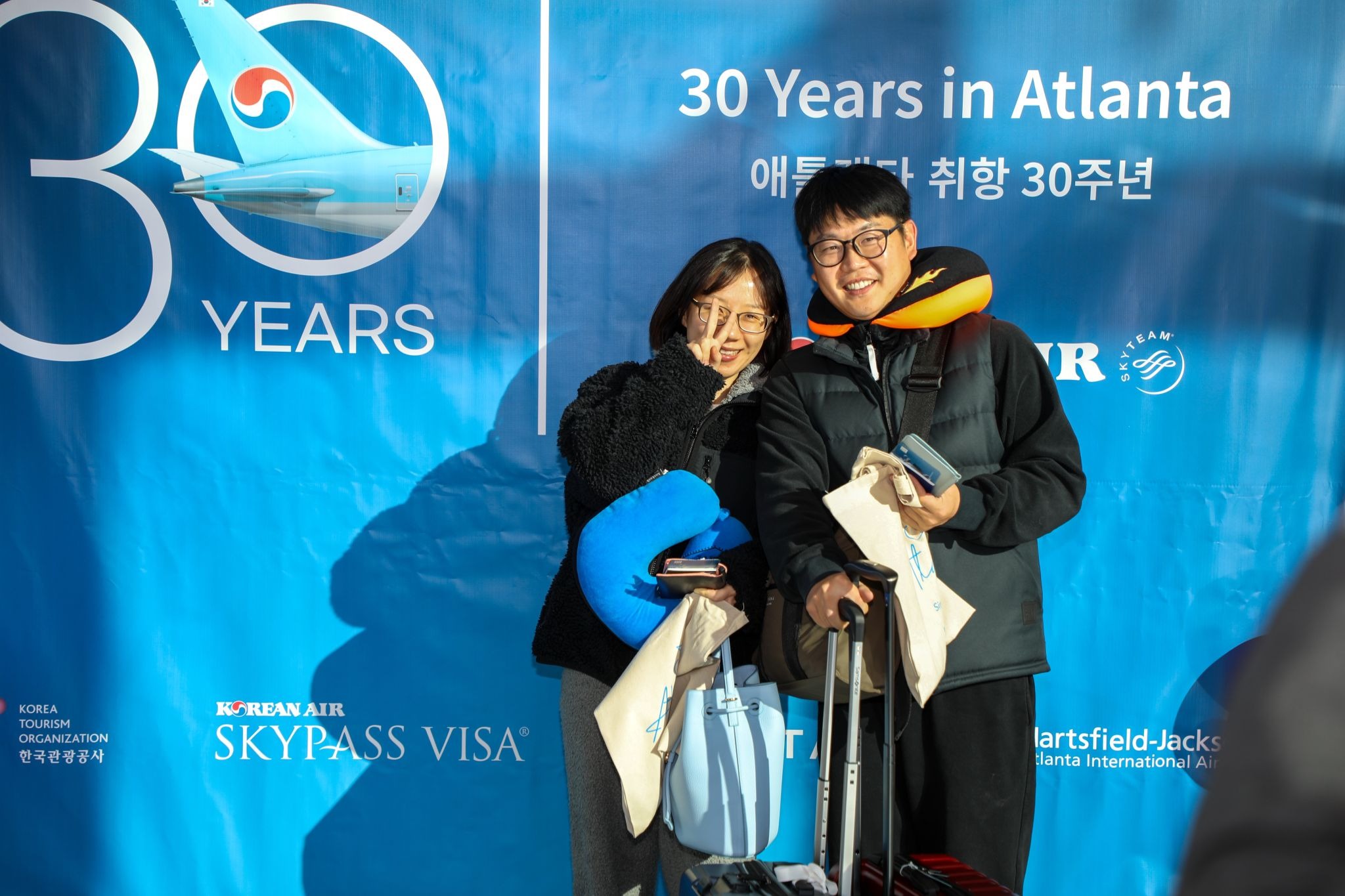 Pasajero ganador de un vuelo ida y vuelta entre Atlanta y Seúl - Foto: Korean Air